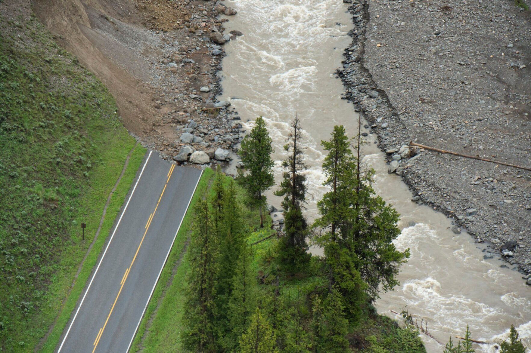 Yellowstone flood flyover